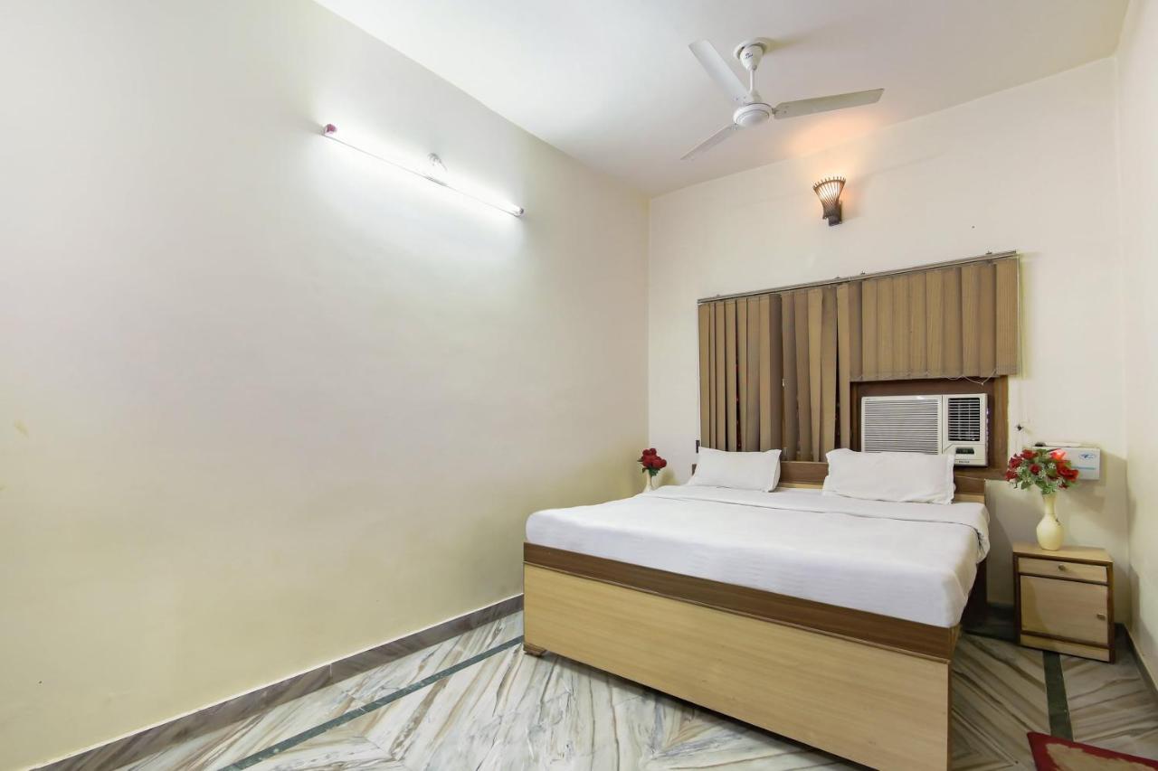 Collection O 81098 Hotel Royal Panjab Bijnaur Dış mekan fotoğraf