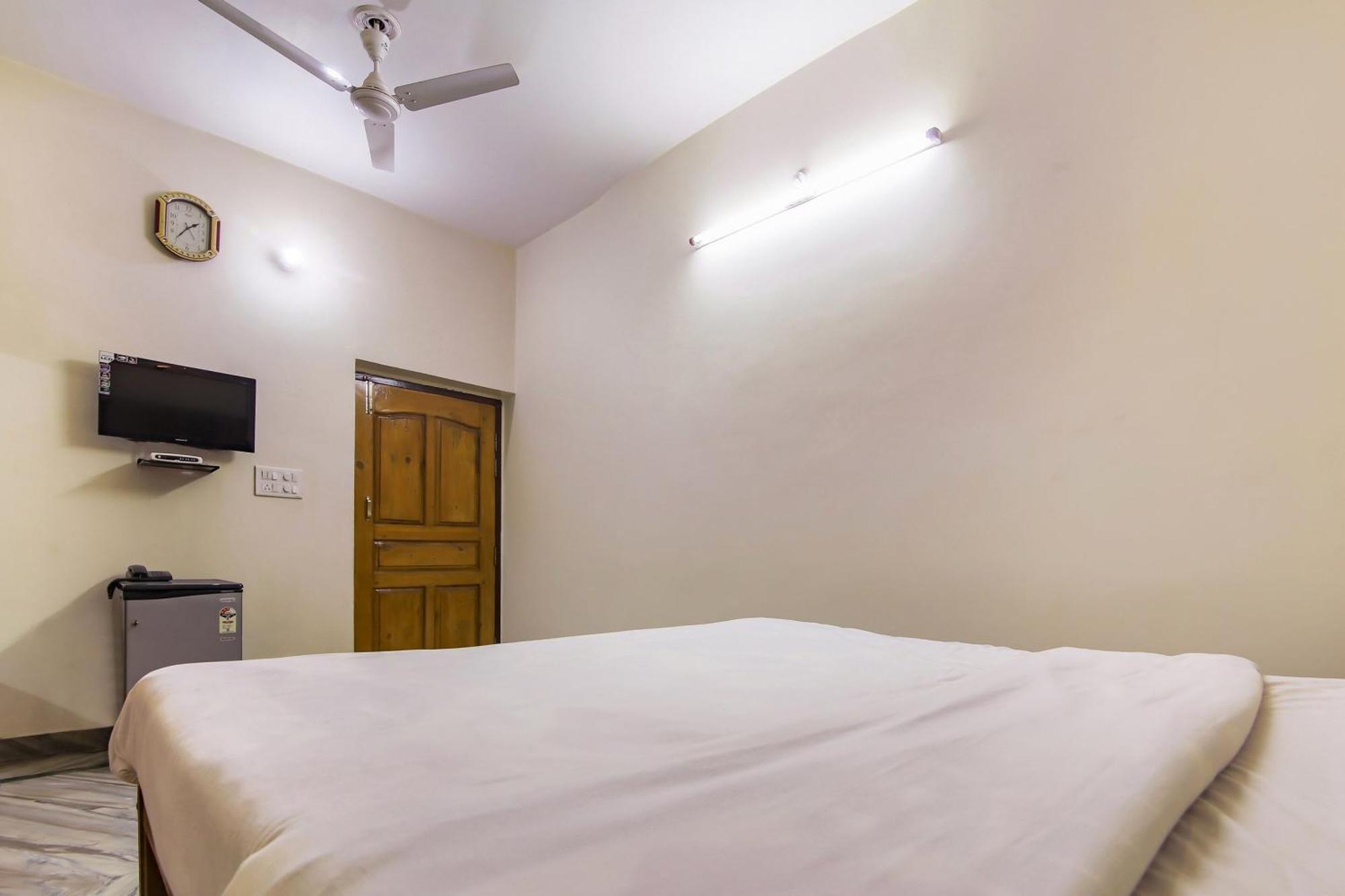 Collection O 81098 Hotel Royal Panjab Bijnaur Dış mekan fotoğraf