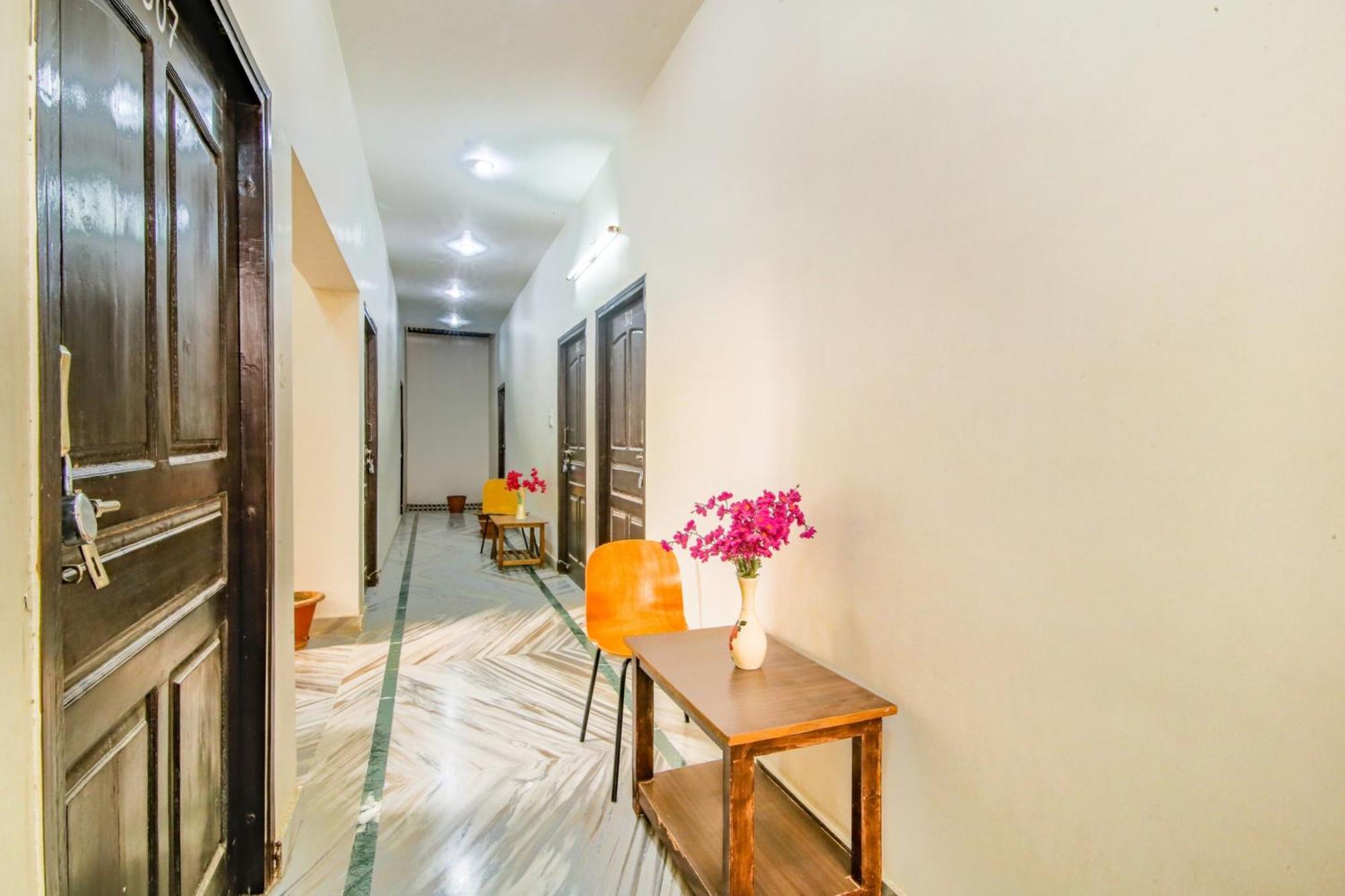 Collection O 81098 Hotel Royal Panjab Bijnaur Dış mekan fotoğraf